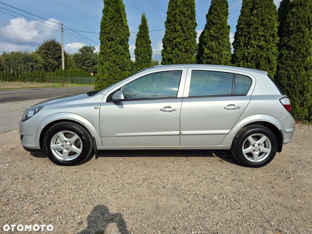 Opel Astra - 2