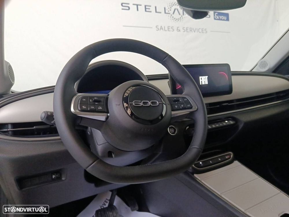 Fiat 600 1.2 Hybrid La Prima - 12