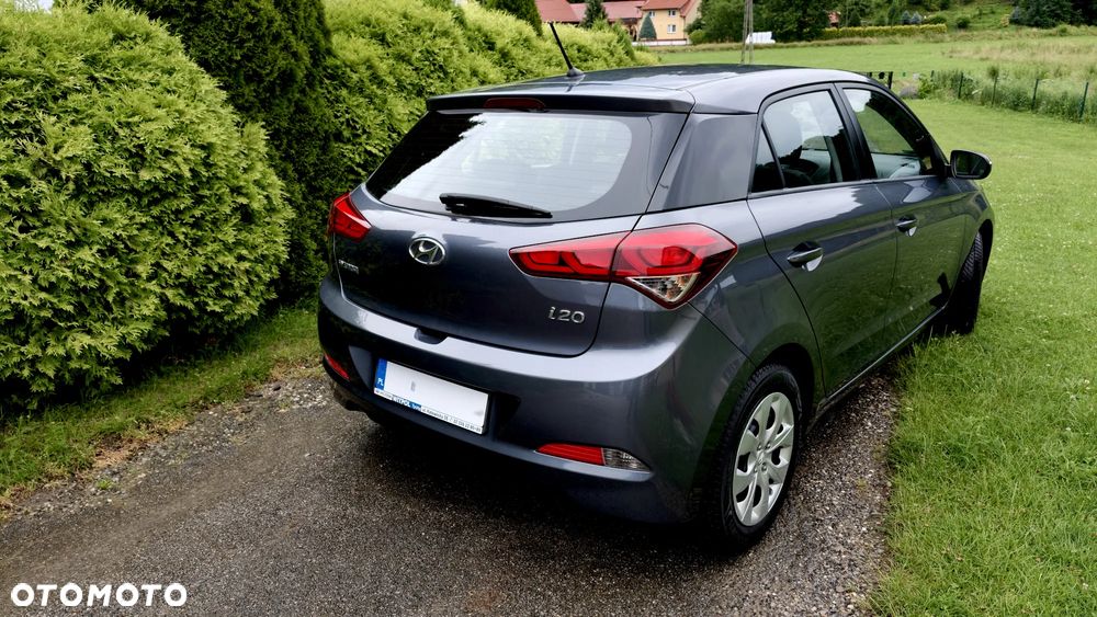 Hyundai i20 1.4 Classic + - 6