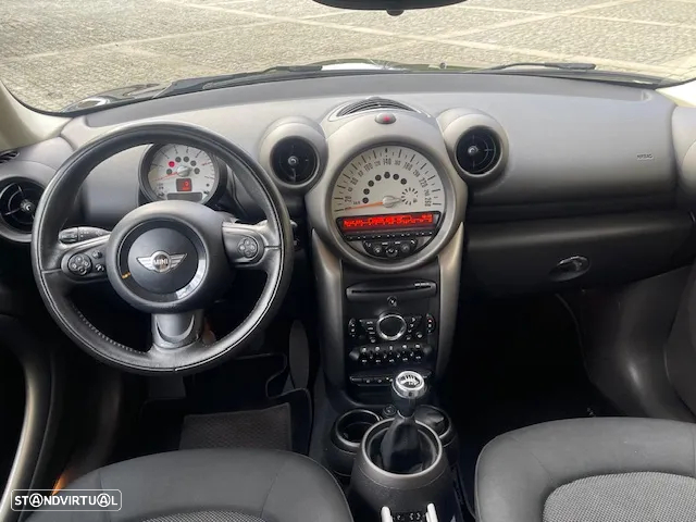 MINI Countryman One D - 19