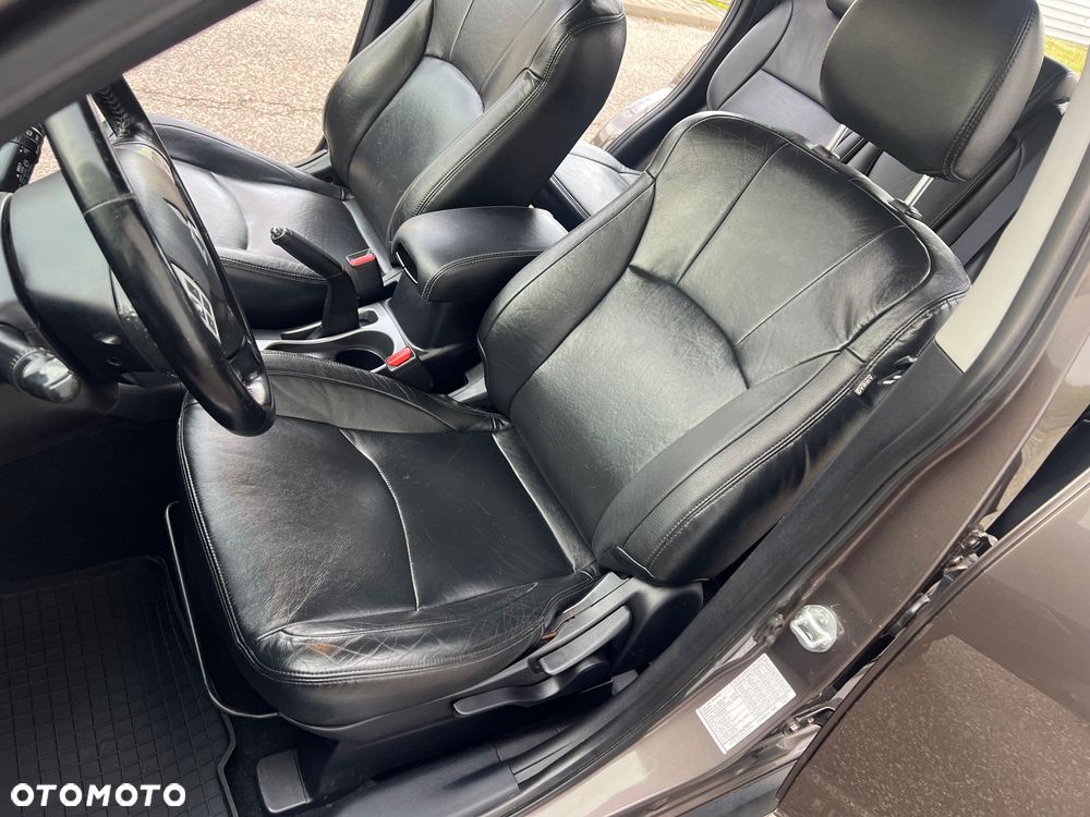 Mitsubishi Outlander 2.0 DI-D 4WD Intense - 21
