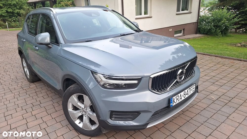 Volvo XC 40 T3 Momentum - 1