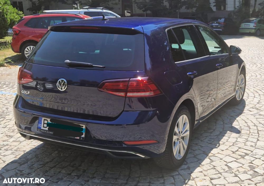 Volkswagen Golf - 5