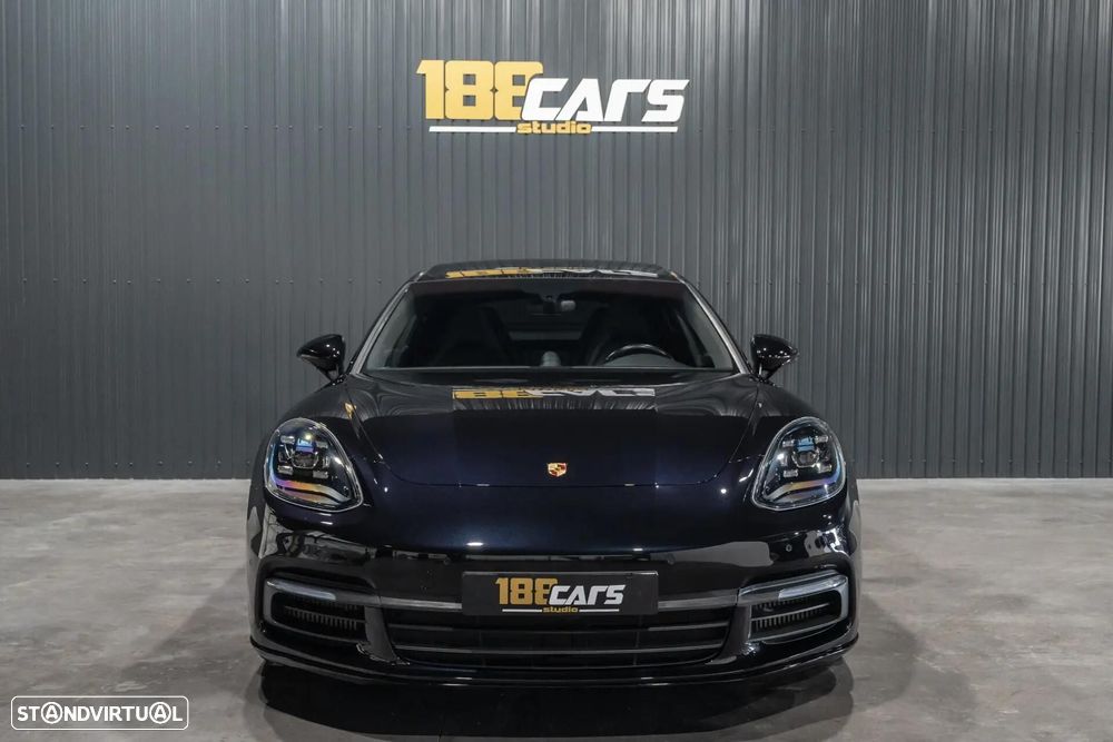 Porsche Panamera - 41