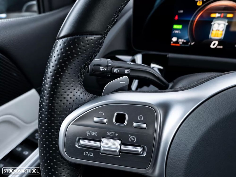 Mercedes-Benz B 250 e AMG Line - 30
