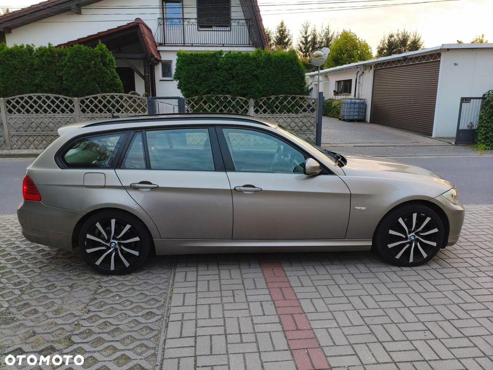 BMW Seria 3 - 12