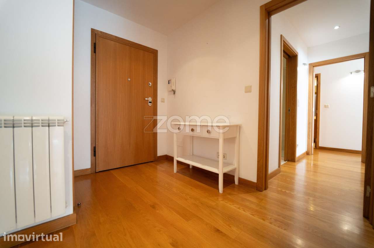 Apartamento T2 com piscina para Arrendamento Condomínio Encosta do ... - Grande imagem: 2/39