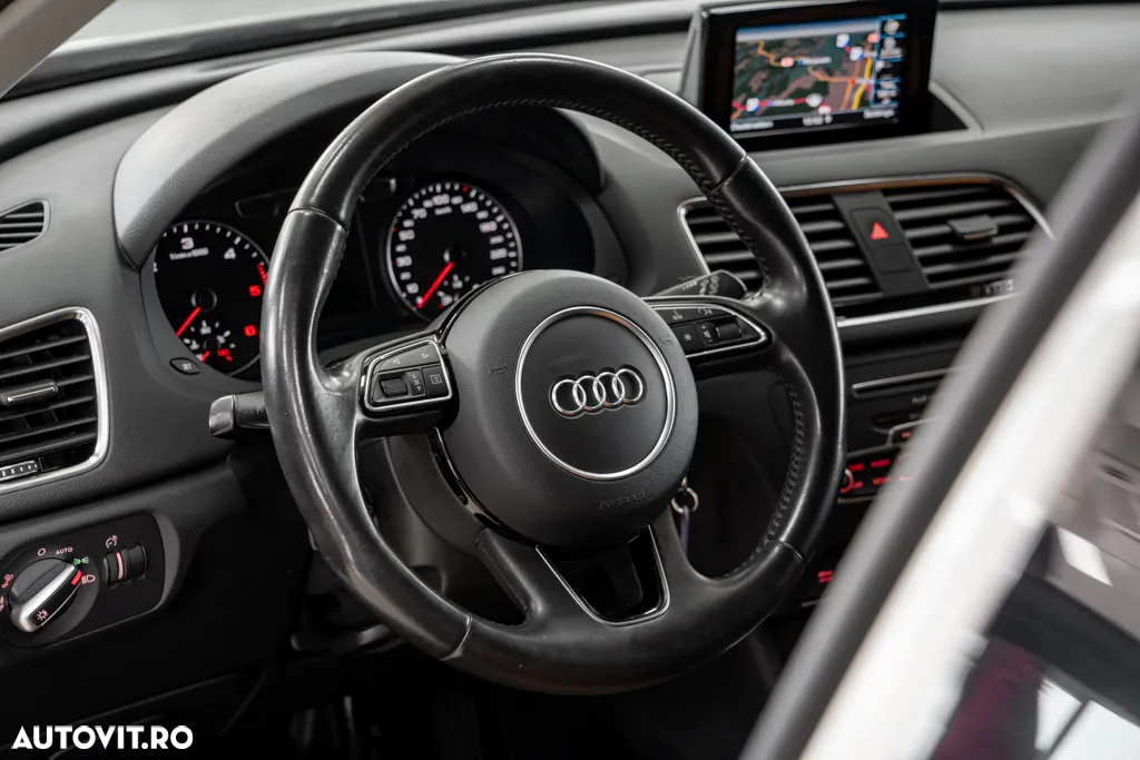 Audi Q3 2.0 TDI Quattro Stronic Design - 21