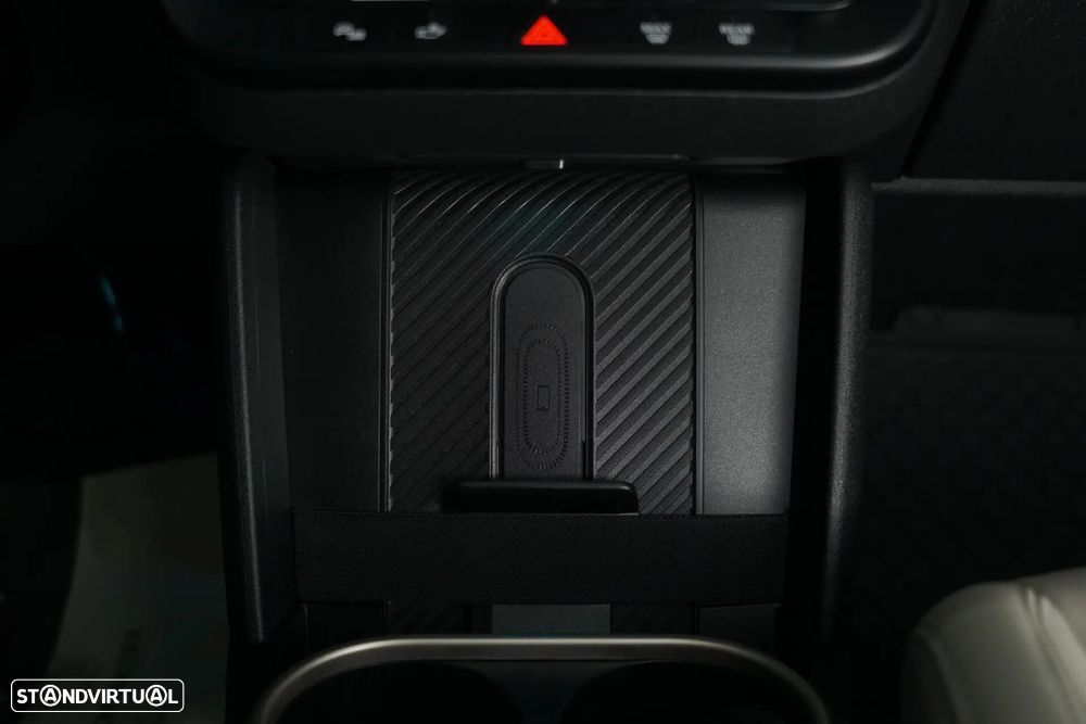 MINI 3 Portas Cooper C Favoured M - 27