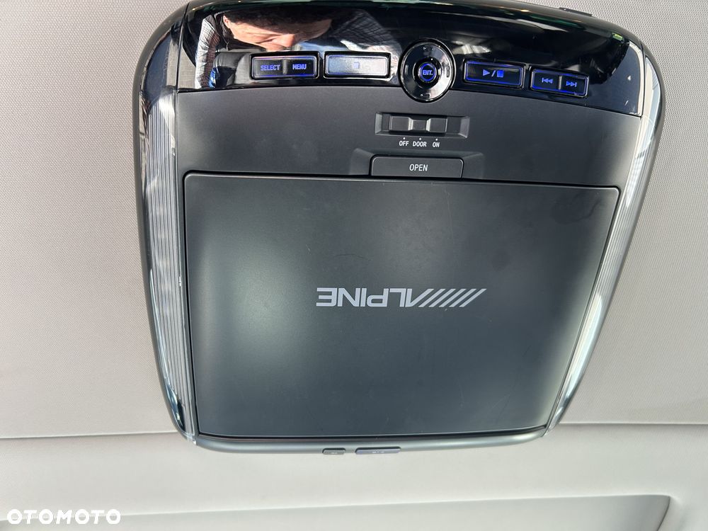 Volkswagen Multivan - 20