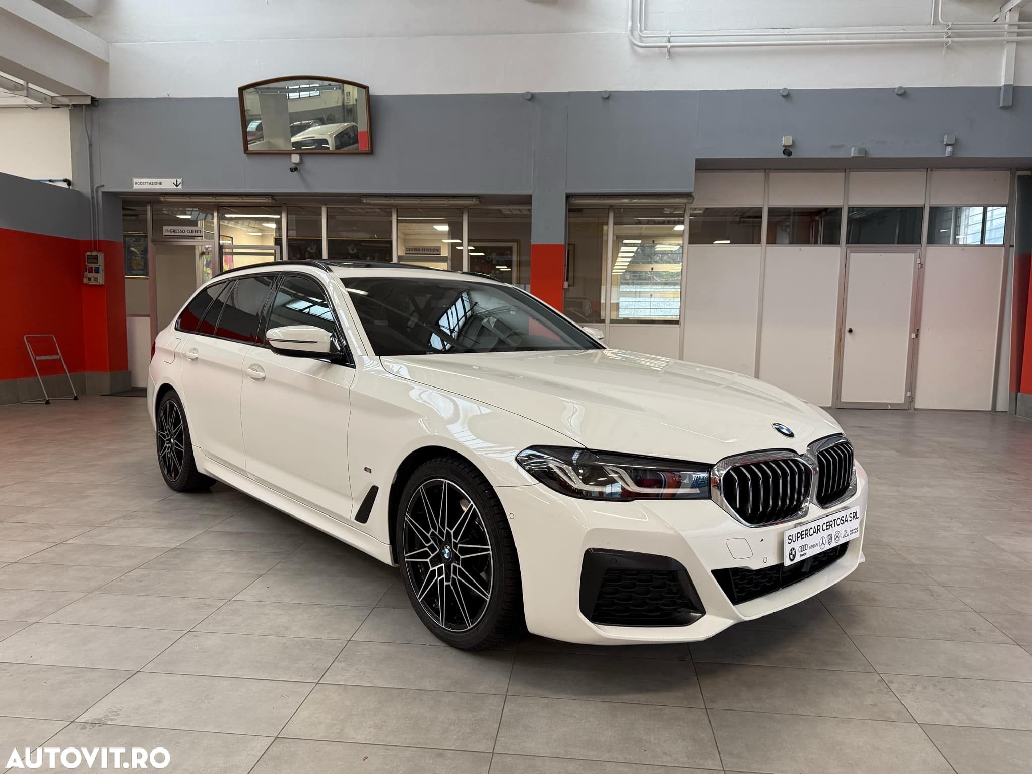 BMW Seria 5 520d xDrive AT - 1