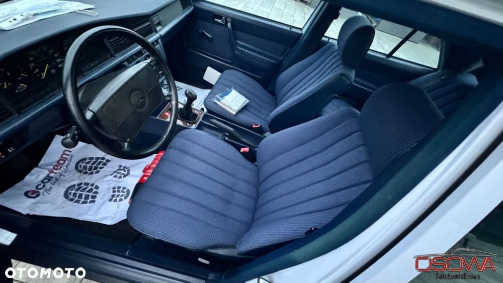 Mercedes-Benz W201 (190) - 25