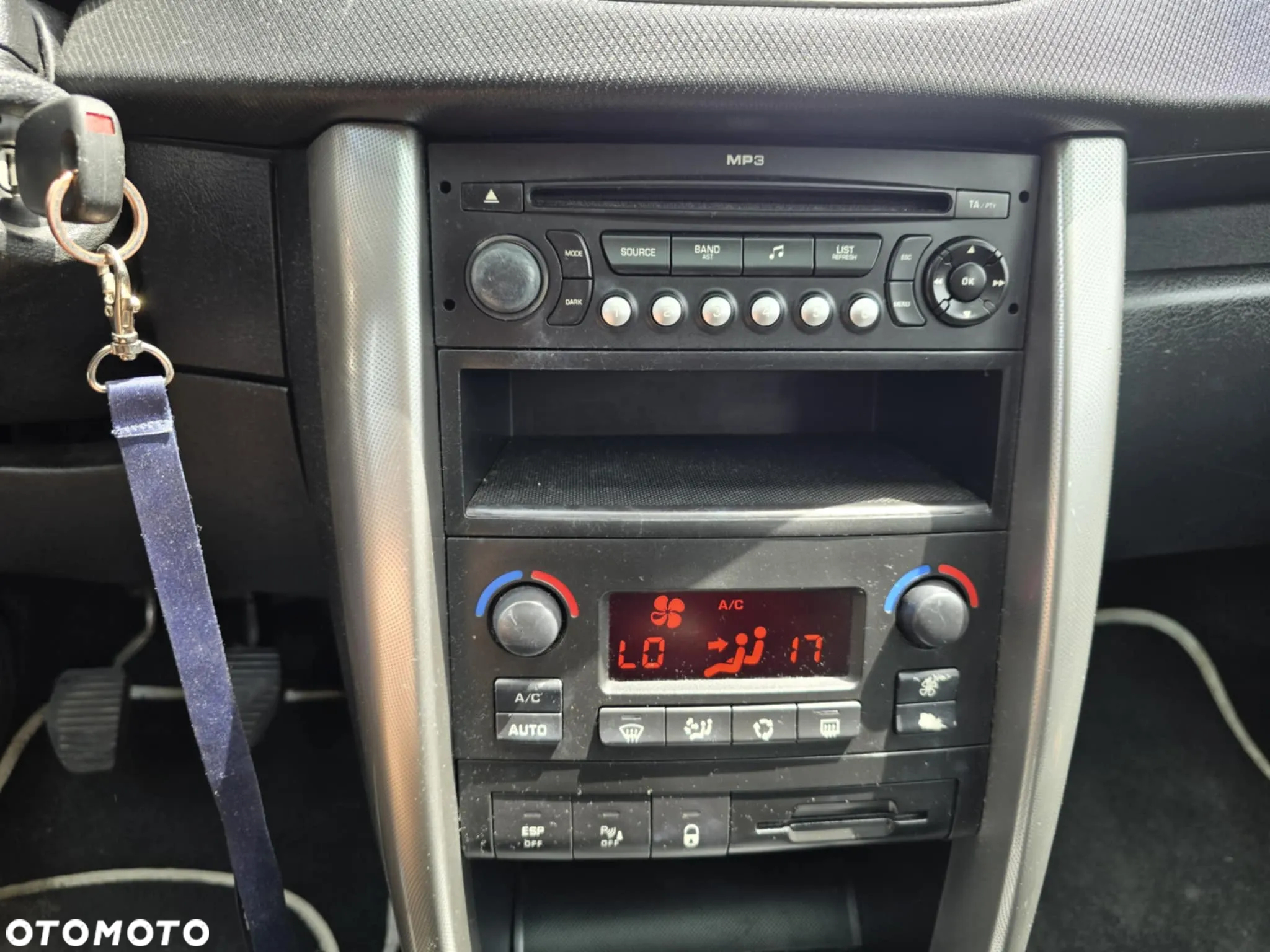 Peugeot 207 1.6 Premium - 32