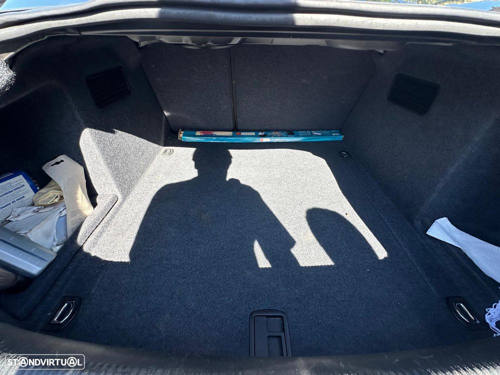 Audi A4 1.6 - 8