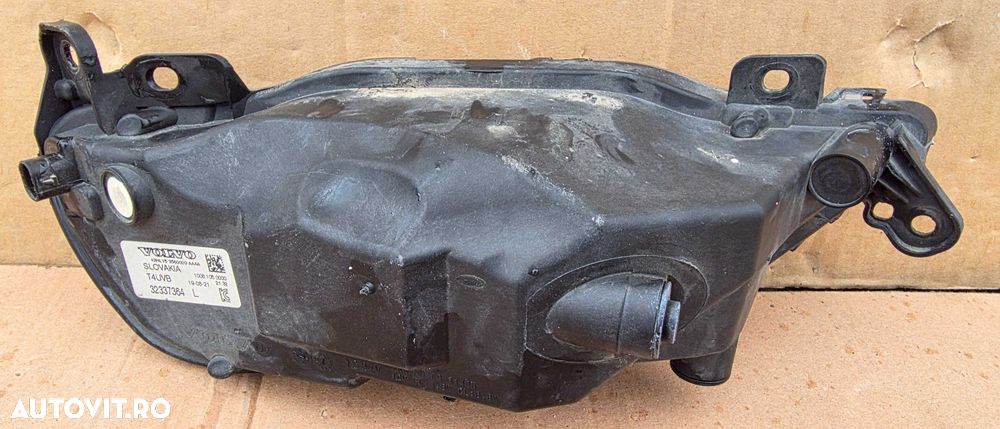 Proiector ceata stanga Volvo S90 / V90 / XC60 / XC90 2017 - 2023 - 2