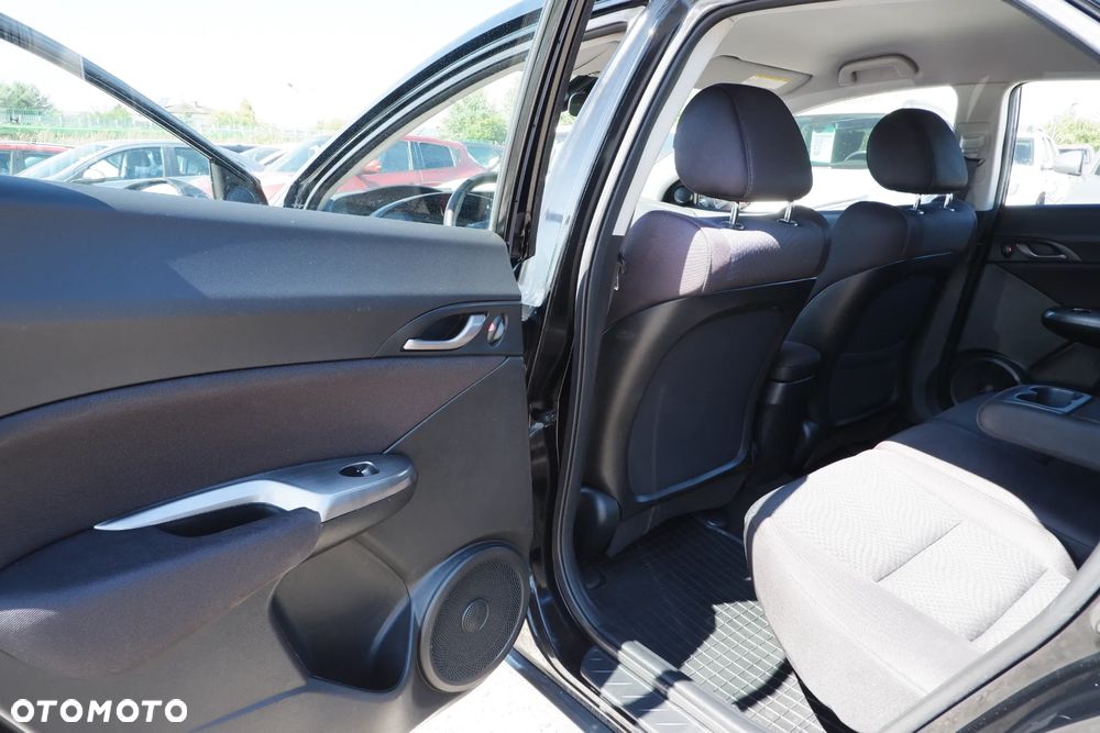 Honda Civic 1.4 i-VTEC Comfort - 28