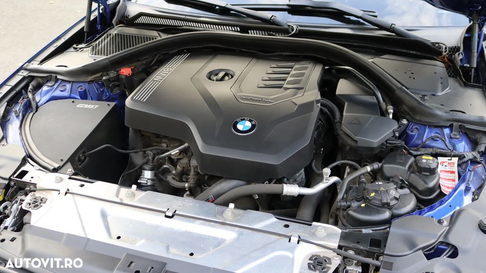 BMW Seria 3 330i Aut. M Sport - 33