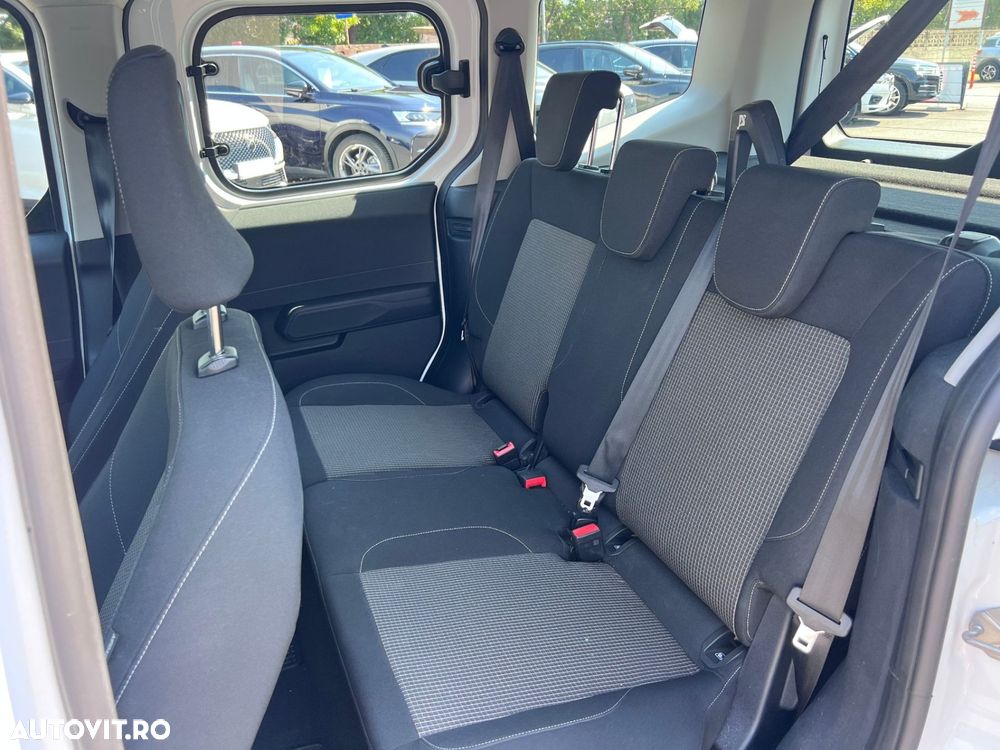 Ford Tourneo Courier 1.0 EcoBoost M6 Active - 36