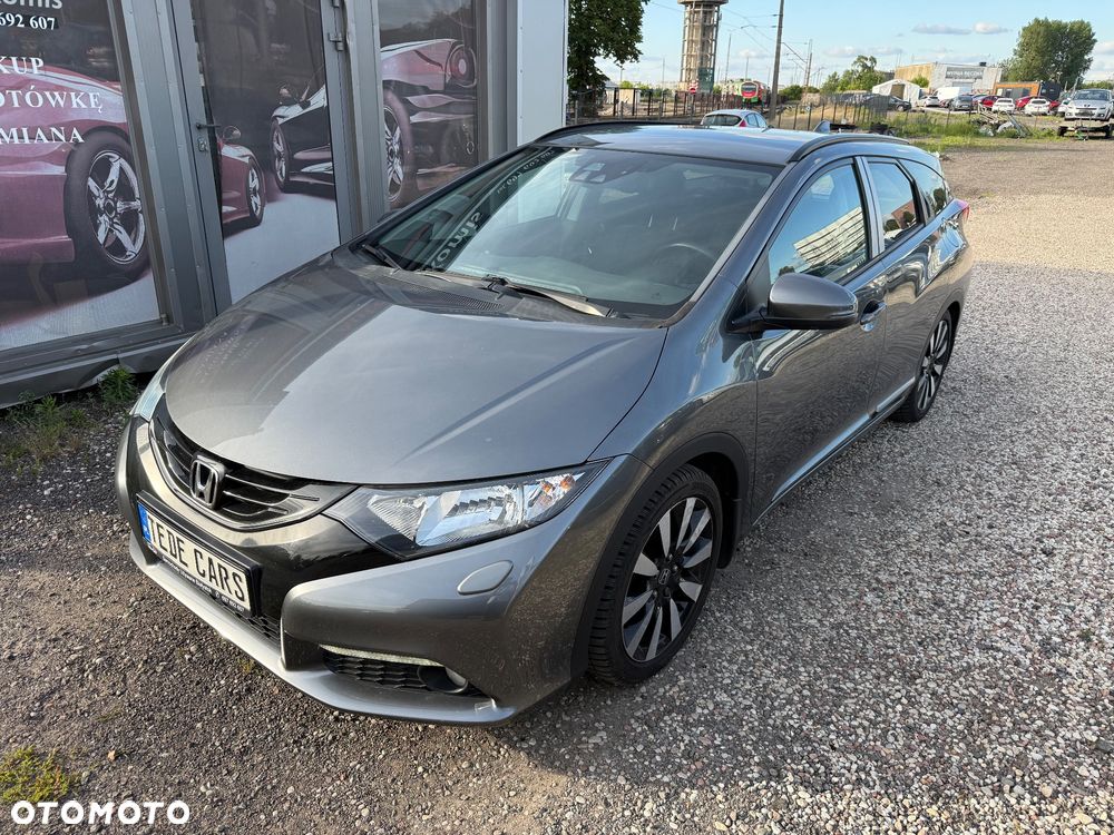 Honda Civic 1.8 i-VTEC Automatik Elegance - 2
