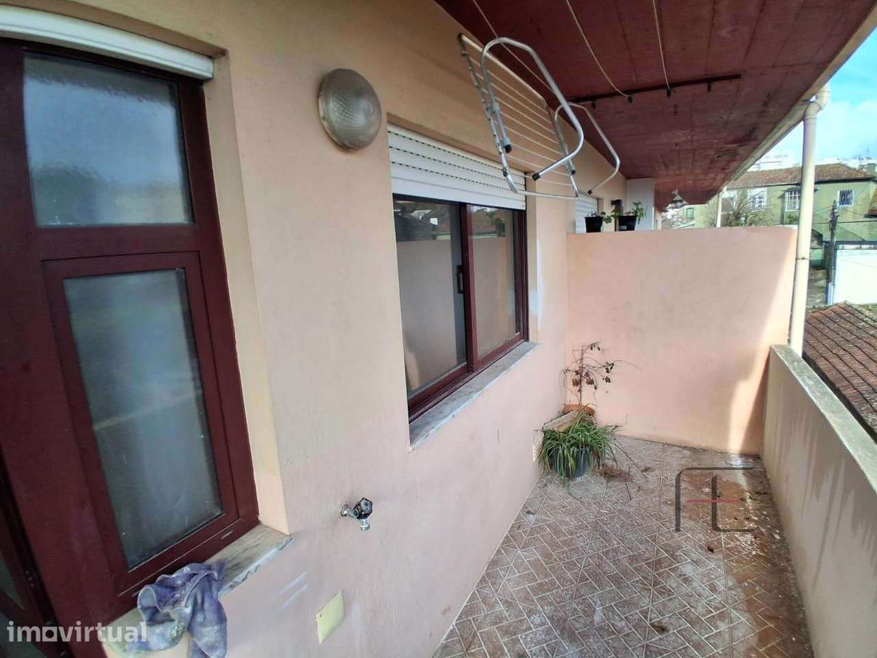 Apartamento T2 em Renovação em Rio Tinto - Grande imagem: 5/15
