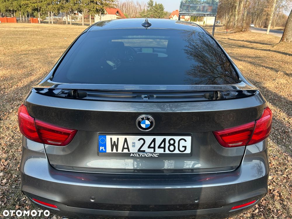 BMW Seria 3 325d M Sport - 13