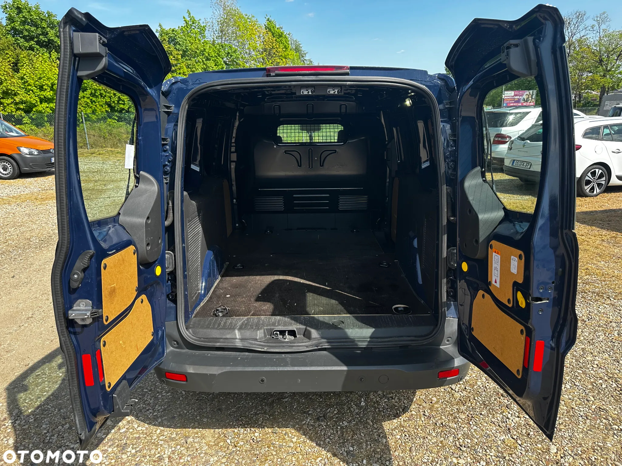 Ford Transit Connect - 20