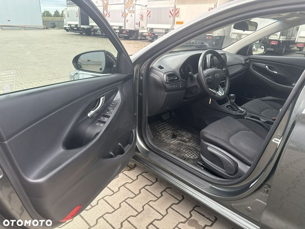 Hyundai i30 1.5 T-GDI 48V Smart DCT - 10