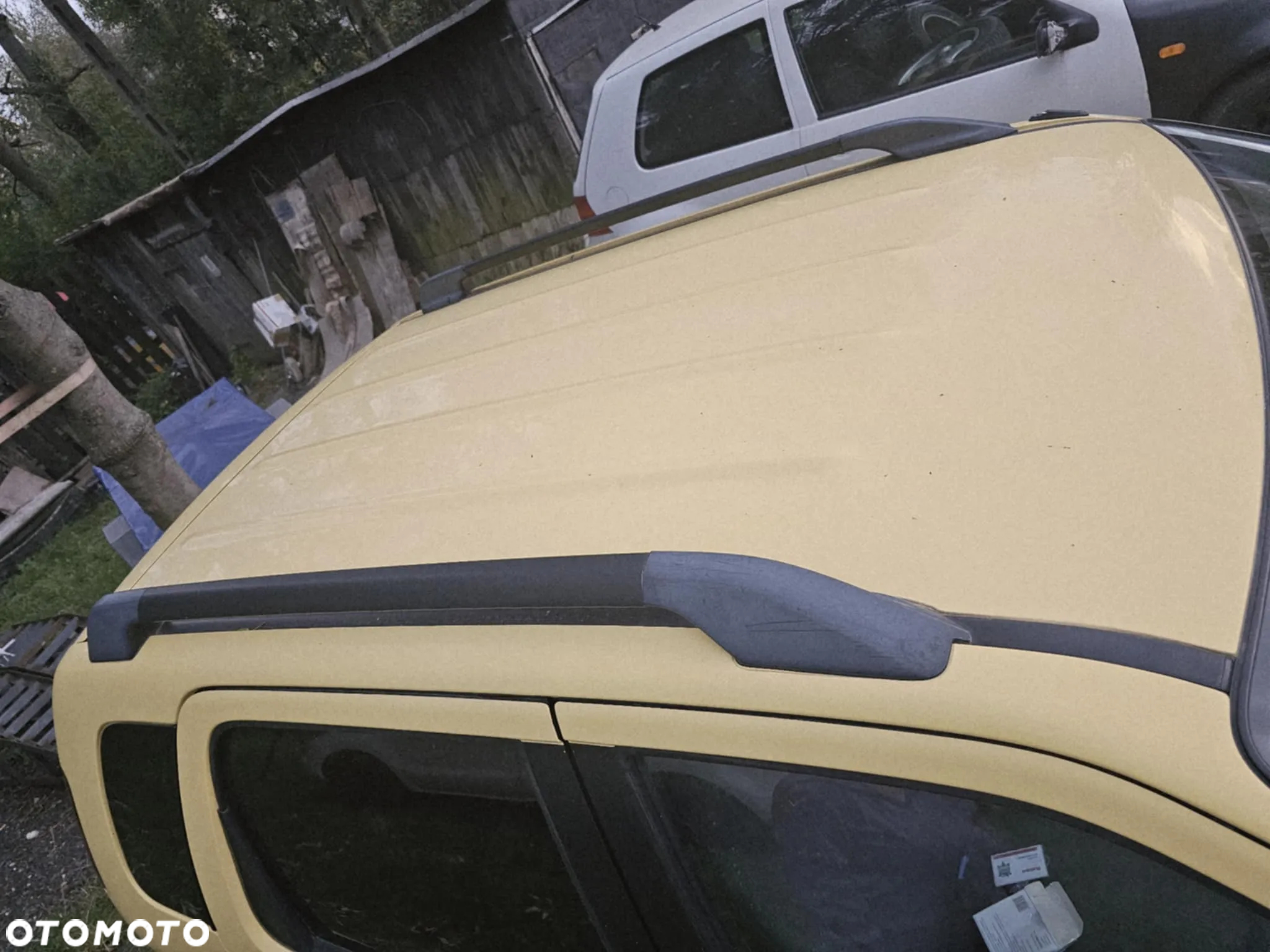 Suzuki Ignis - 12