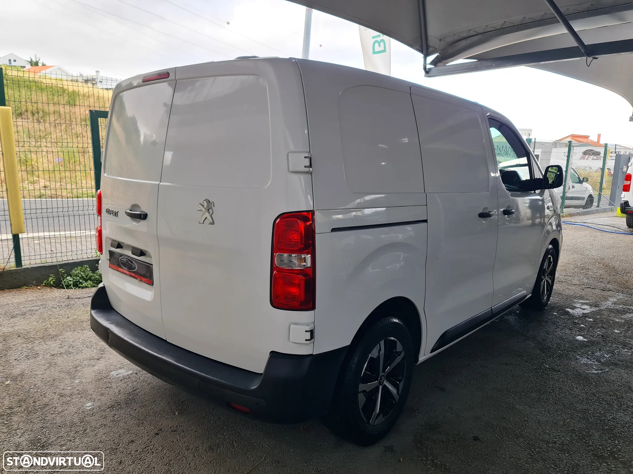 Peugeot EXPERT 2.0 HDI AUTOMÁTICA * IVA DEDUTÍVEL * - 8