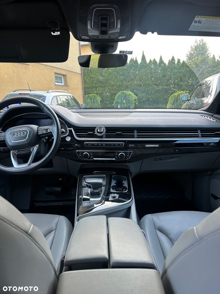 Audi Q7 - 13