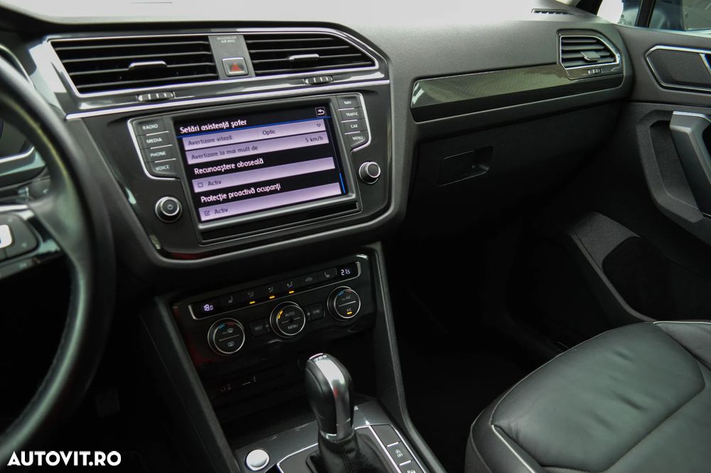 Volkswagen Tiguan 2.0 TDI SCR 4MOTION (BlueMotion Techn.) DSG Highline - 39