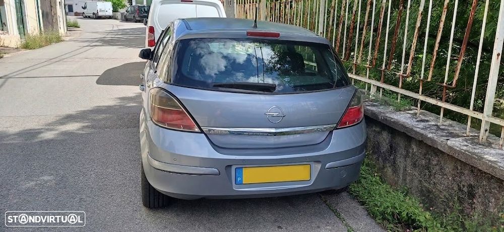 Opel Astra 1.3 CDTI Enjoy EcoFLEX - 4