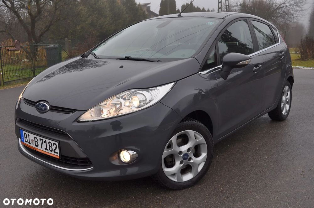 Ford Fiesta 1.4 Autom Titanium - 3