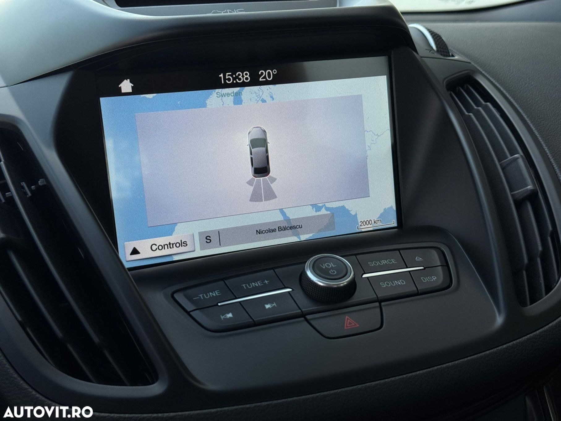 Ford Kuga - 11