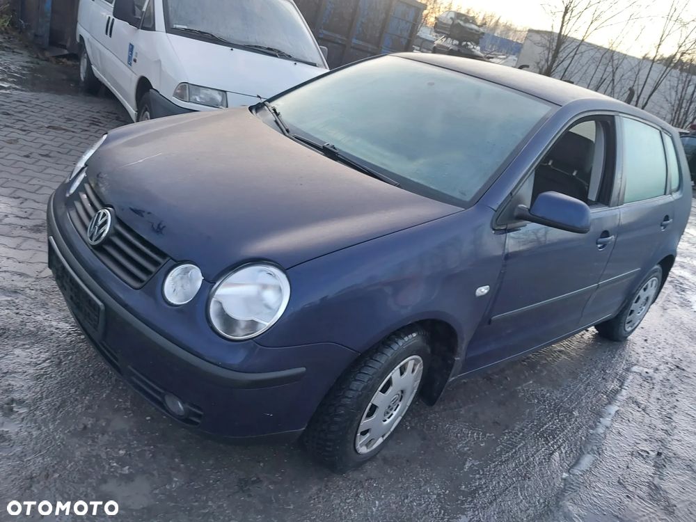 Volkswagen VW Polo 9N IV silnik 1.4 TDI AMF BNM Fabia Ibiza skrzynia biegów EWR 5 biegów maglownica boczek zamek podnośnik Cały na części wszystkie części maska zderzak lampy błotnik drzwi klapa kolor LD5Q maglownica czujnik belka mechanizm deska rozdzielcza poduszka pas szyba mechanizm sterownik moduł - 6