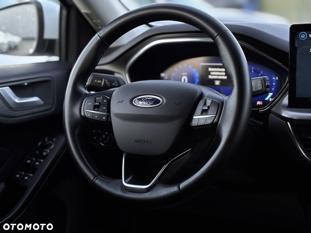 Ford Focus - 24