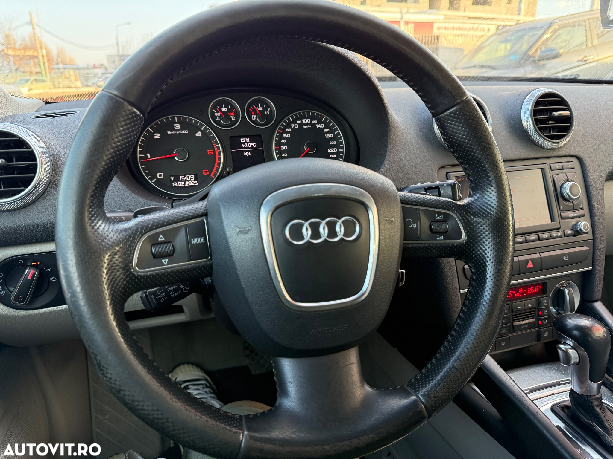 Audi A3 2.0 TDI DPF (DSG) S tronic Attraction - 23