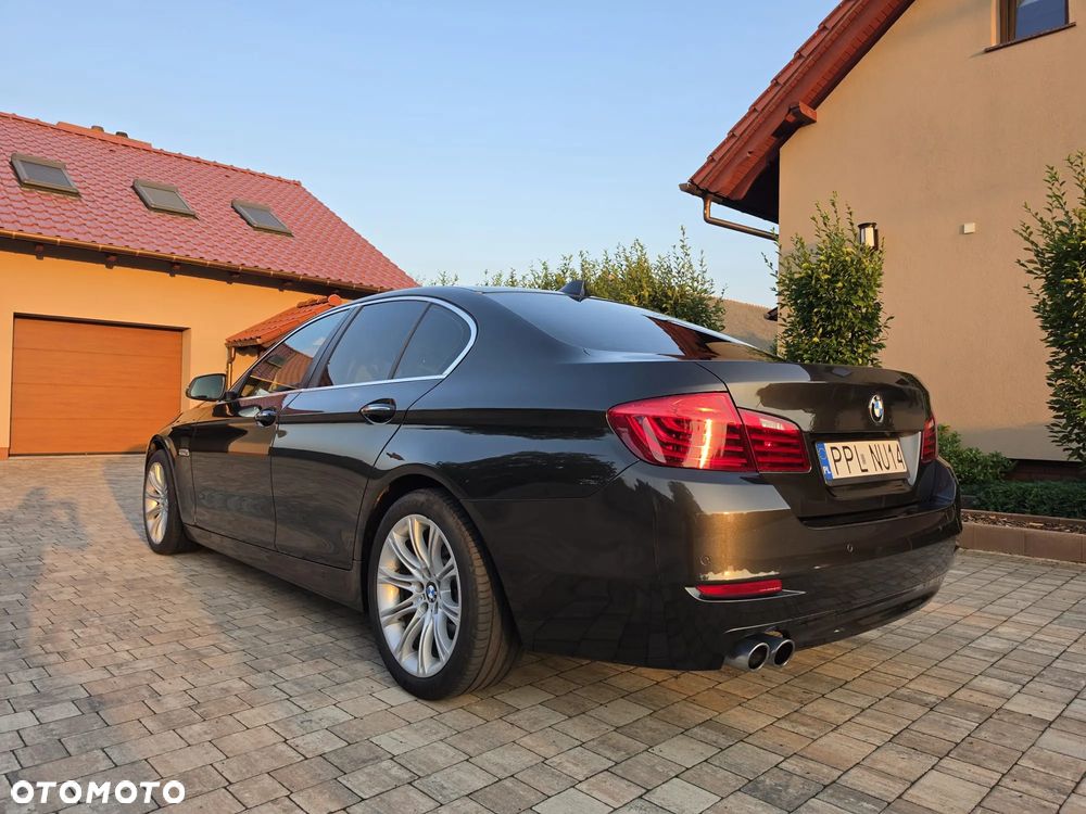 BMW Seria 5 520d - 22