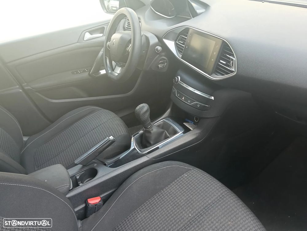 Peugeot 308 SW BlueHDi 130 Stop & Start Active - 5