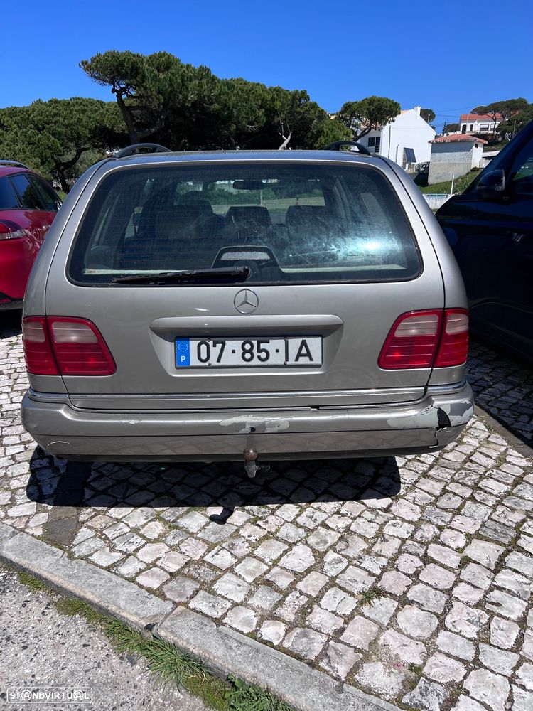 Mercedes-Benz E 290 TD Elegance - 3