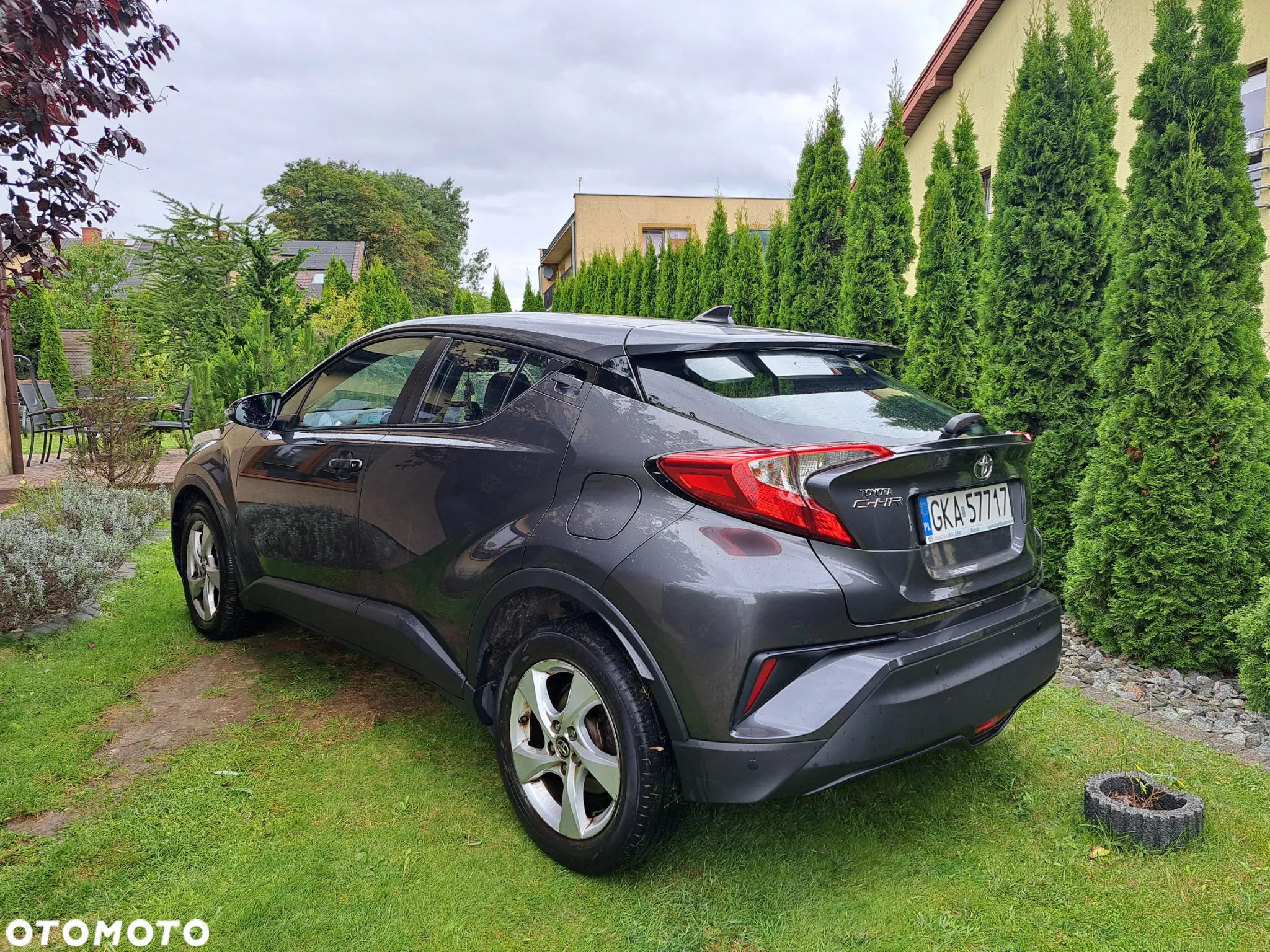 Toyota C-HR 1.2 T Premium CVT - 4