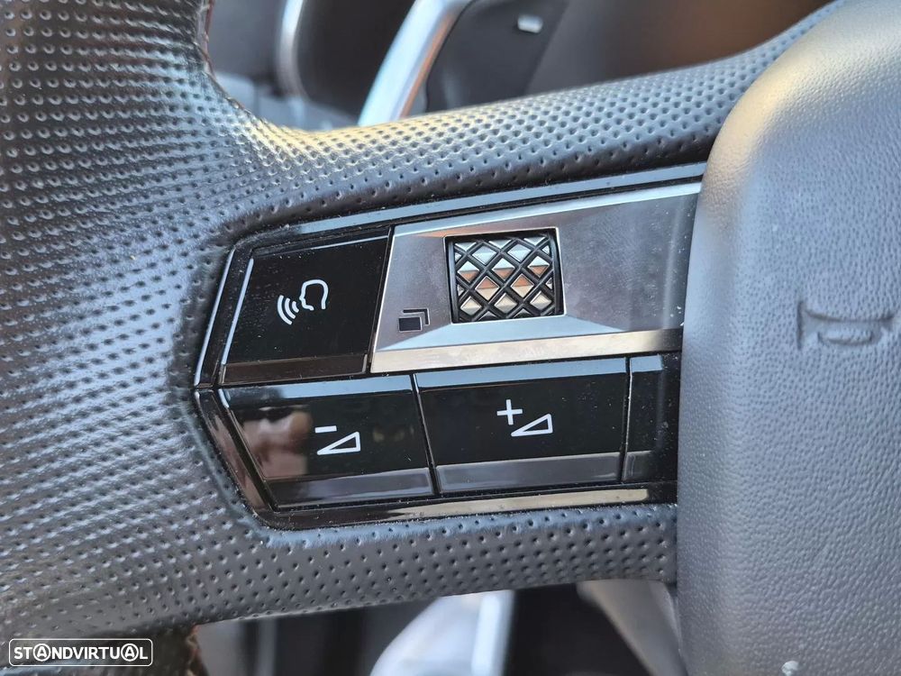 DS DS7 Crossback E-Tense Performance Line EAT8 - 15
