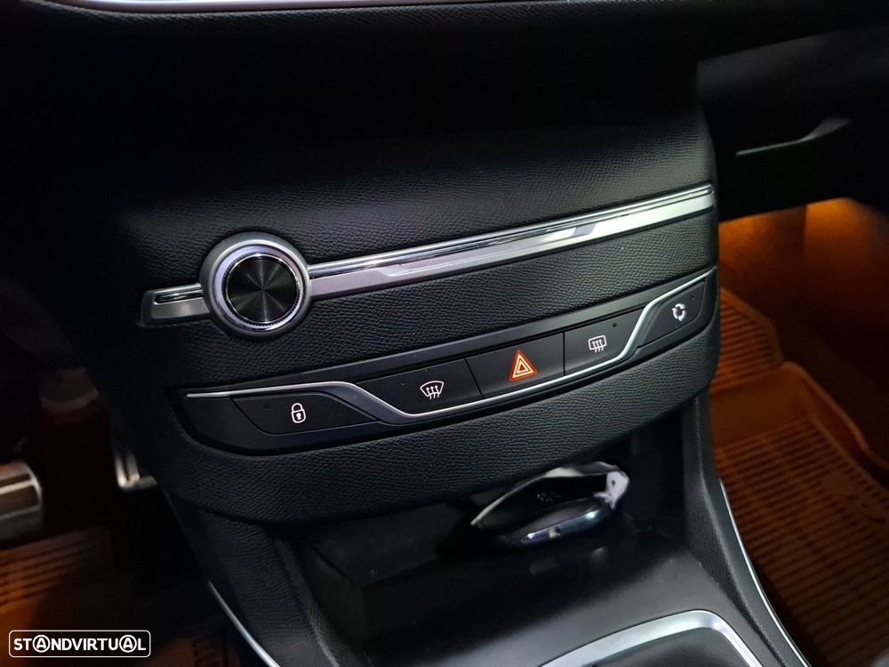 Peugeot 308 SW 1.2 PureTech GT Line - 20