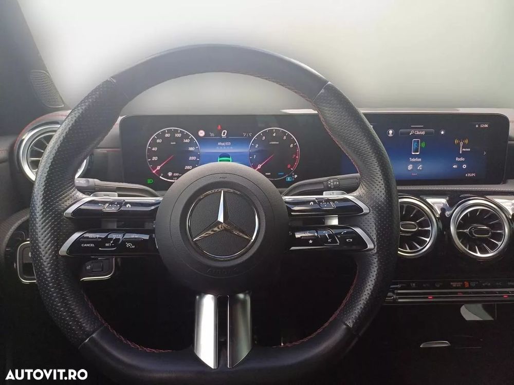 Mercedes-Benz CLA 200 - 12