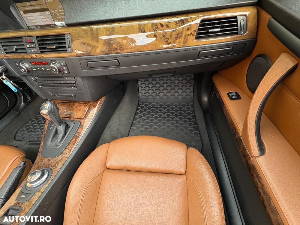 BMW Seria 3 325d Aut. - 15