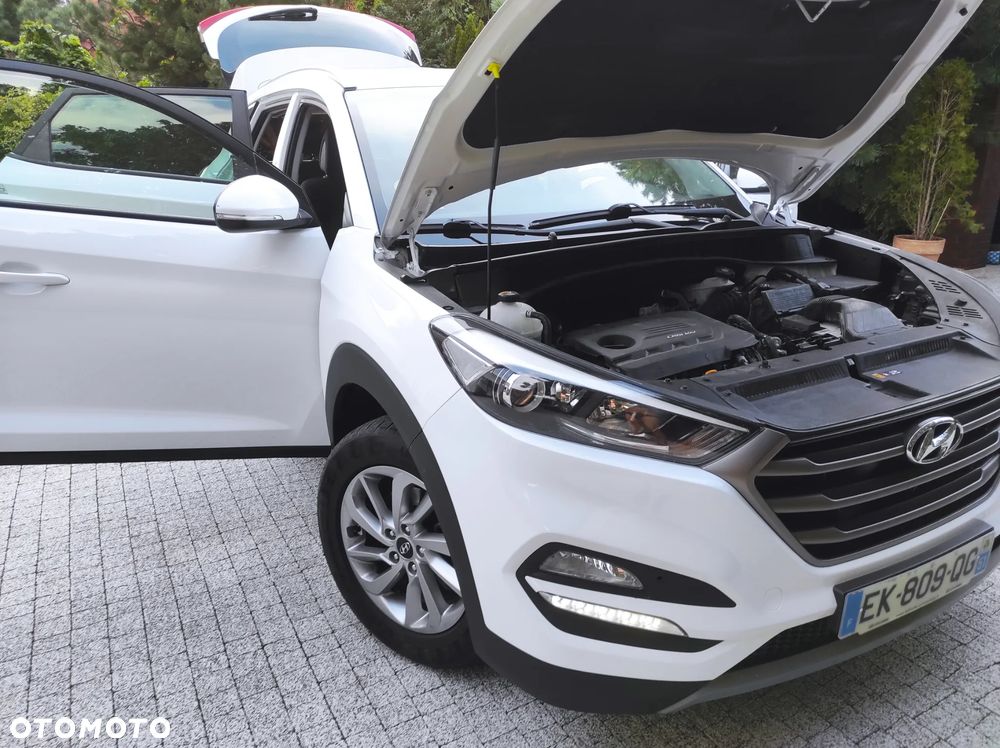 Hyundai Tucson 1.7 CRDI BlueDrive GO 2WD - 27