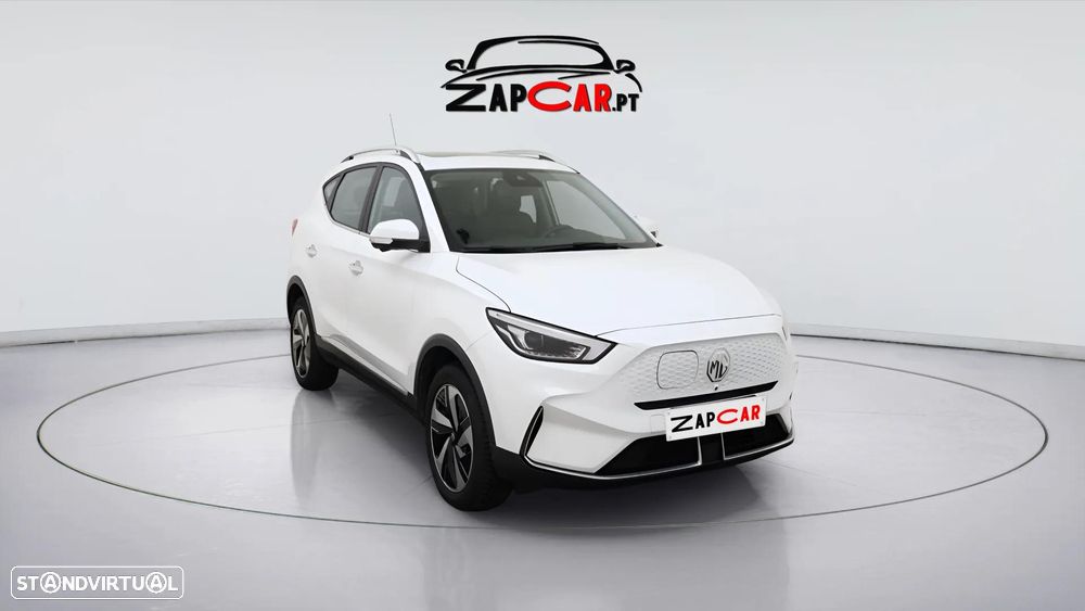 MG ZS EV 72.6 kWh Luxury OBC 11 kW - 7
