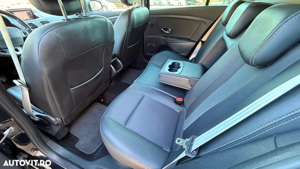 Renault Megane ENERGY dCi 130 BOSE EDITION - 24