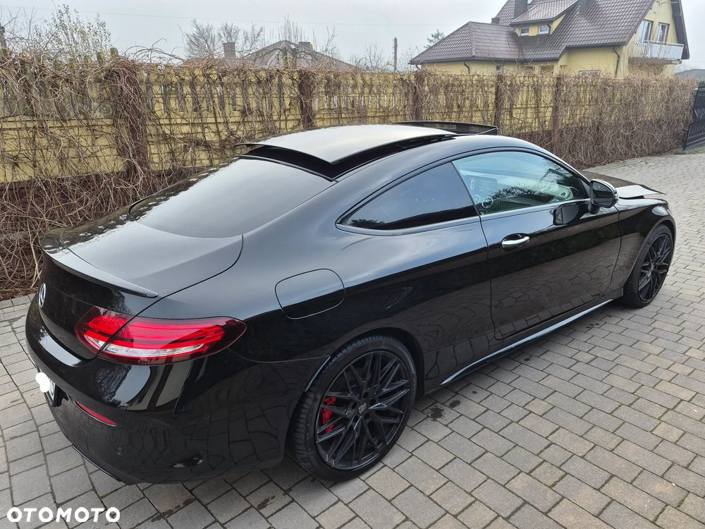Mercedes-Benz Klasa C 300 4Matic 9G-TRONIC - 6