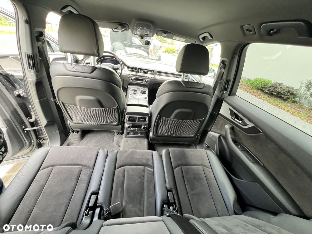 Audi Q7 50 TDI mHEV Quattro S Line Tiptr - 29